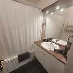 Appartement Bel Contemporain Proche Des Commodites *