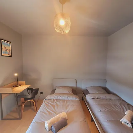 아파트 Bel Contemporain Proche Des Commodites *